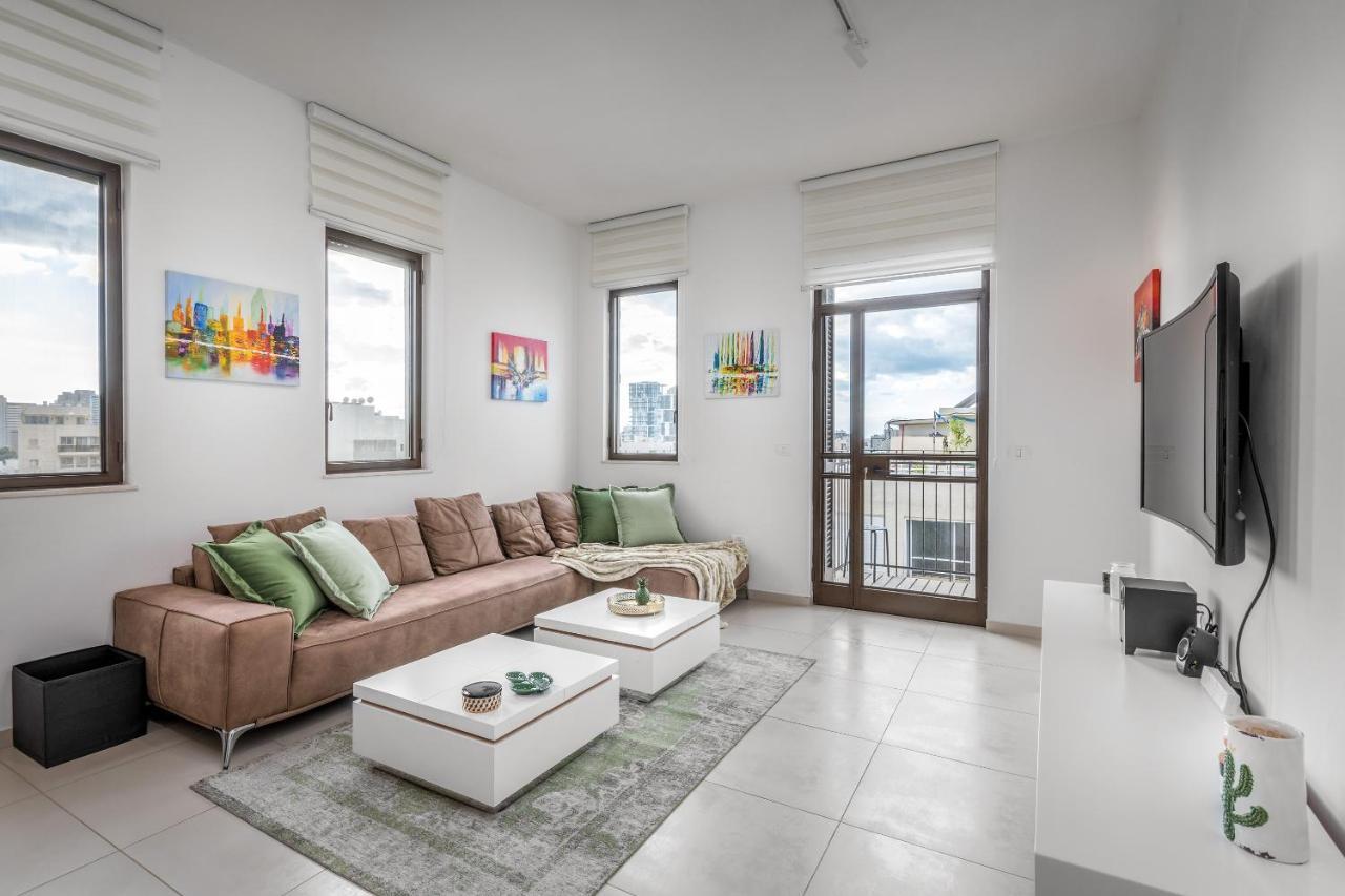 Modern & Bright 3 Bdr Close To The Beach 텔아비브 외부 사진