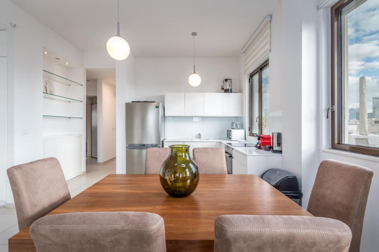 Modern & Bright 3 Bdr Close To The Beach 텔아비브 외부 사진